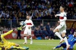 开云体育官方网站-关于瑞典与波黑战成平局，难分高低的信息