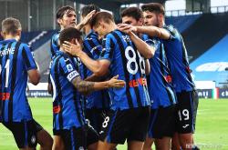 开云体育app-斯特拉斯堡足球俱乐部攻守兼备，成为黑马球队