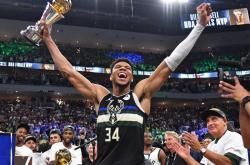 开云体育登录-公牛队力克雄鹿，晋级东部决赛