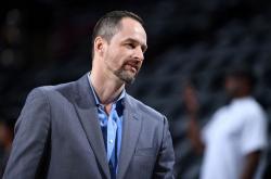 开云体育中国-公牛队宣布更换总经理，调整球队格局