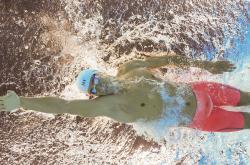 开云下载-五十八分钟的闪电战，若日尼奥一传一射，导演佛罗伦萨完美风暴