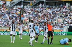 开云APP-尤文图斯主场惨败，连续两轮失利露出短板