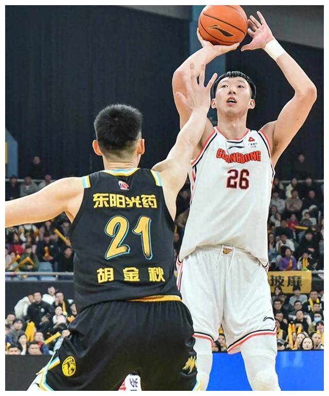 篮球职业联赛战绩曝光，各队表现抢眼争夺榜首