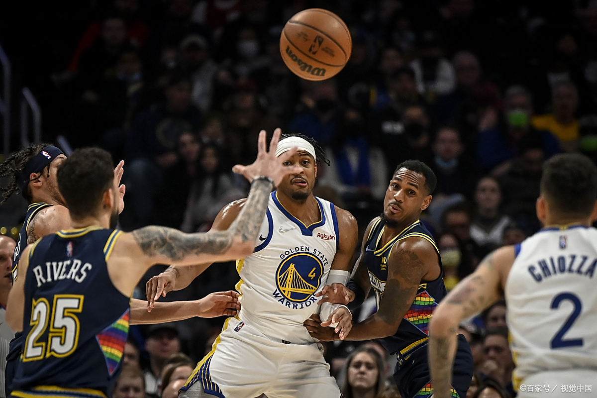 勇士再胜雄鹿,西部半决赛一步之遥 勇士再胜雄鹿,西部半决赛一步之遥