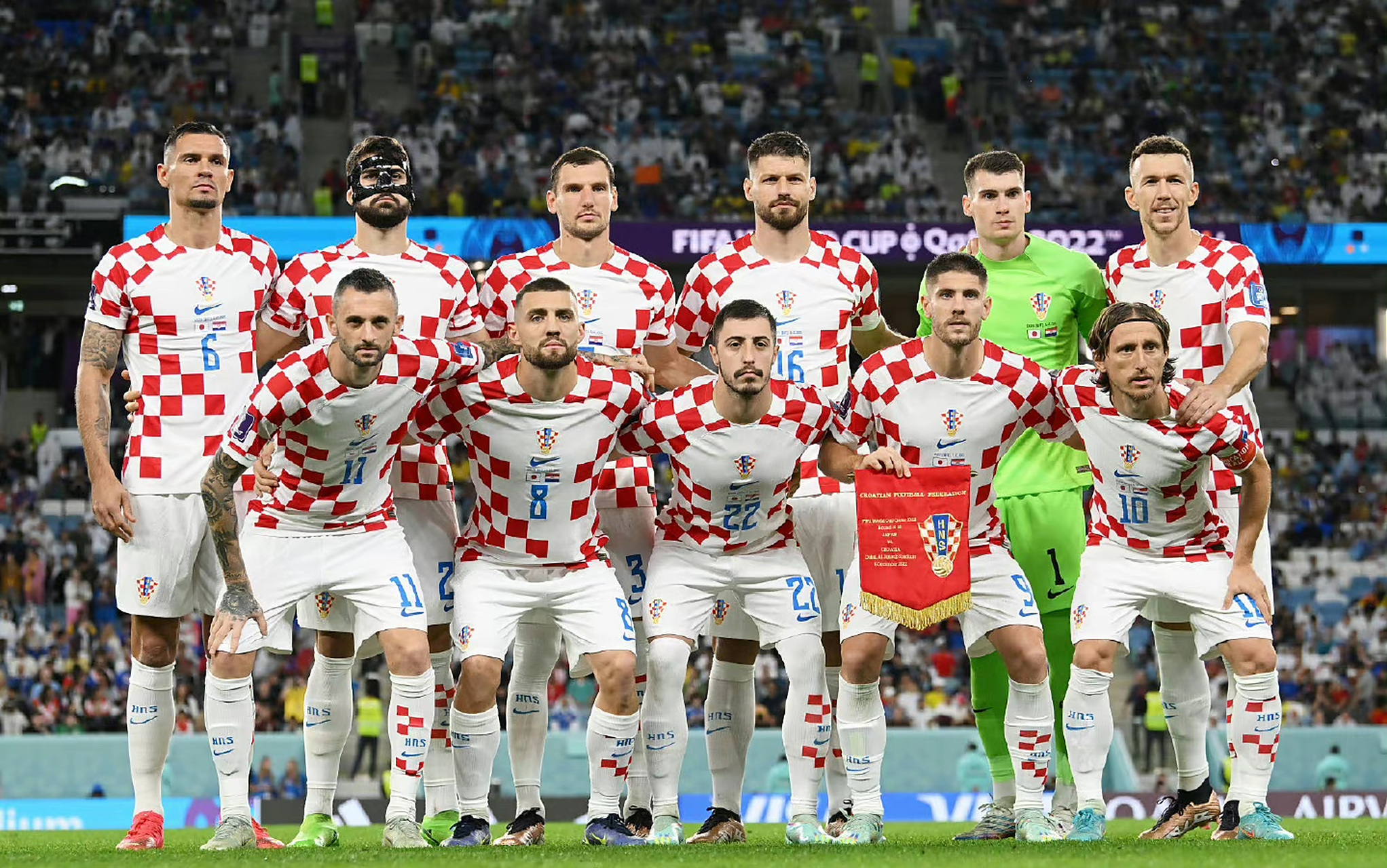 包含比利时力克克罗地亚，保持全胜的词条