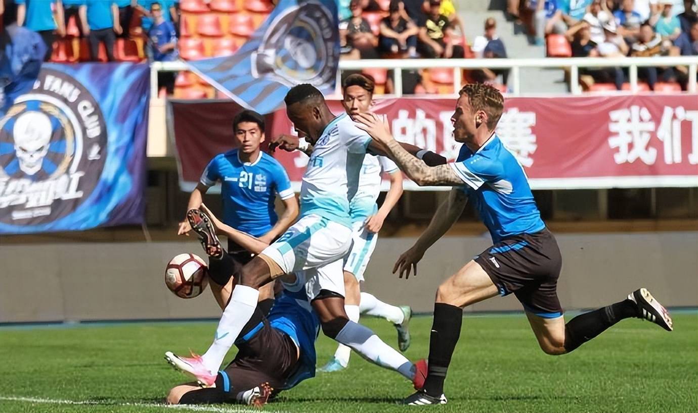 大连一方取胜成都谢菲联，保持不败纪录的简单介绍