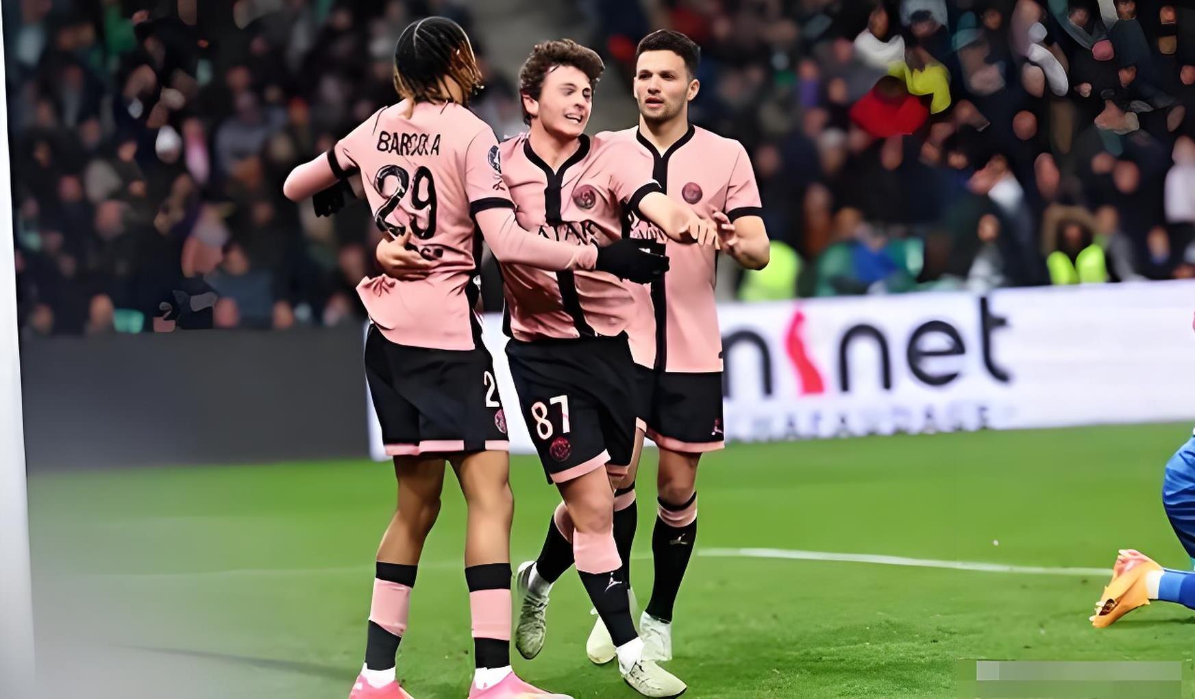 利物浦小胜晋级，欧冠赛场竞争无比激烈