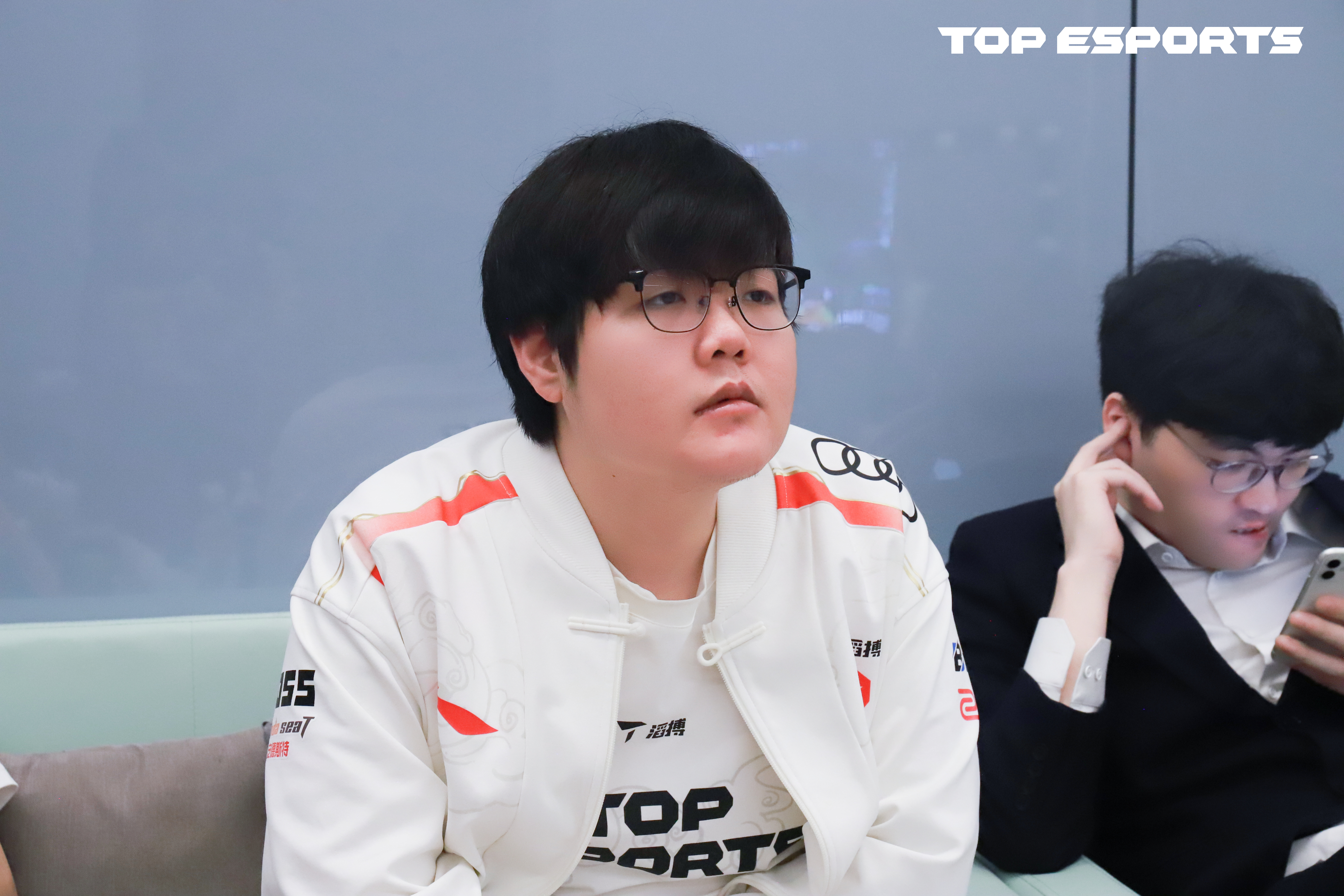 GEN轻取TES，Keria线上压制力十足焦点之战全球总决赛，技惊四座的简单介绍