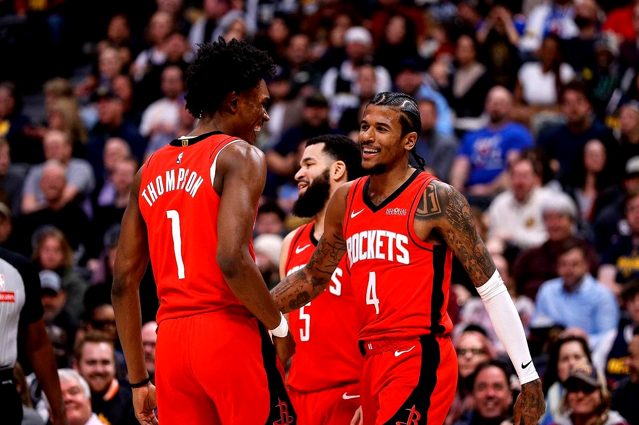 火箭队再度胜出，晋级下一轮