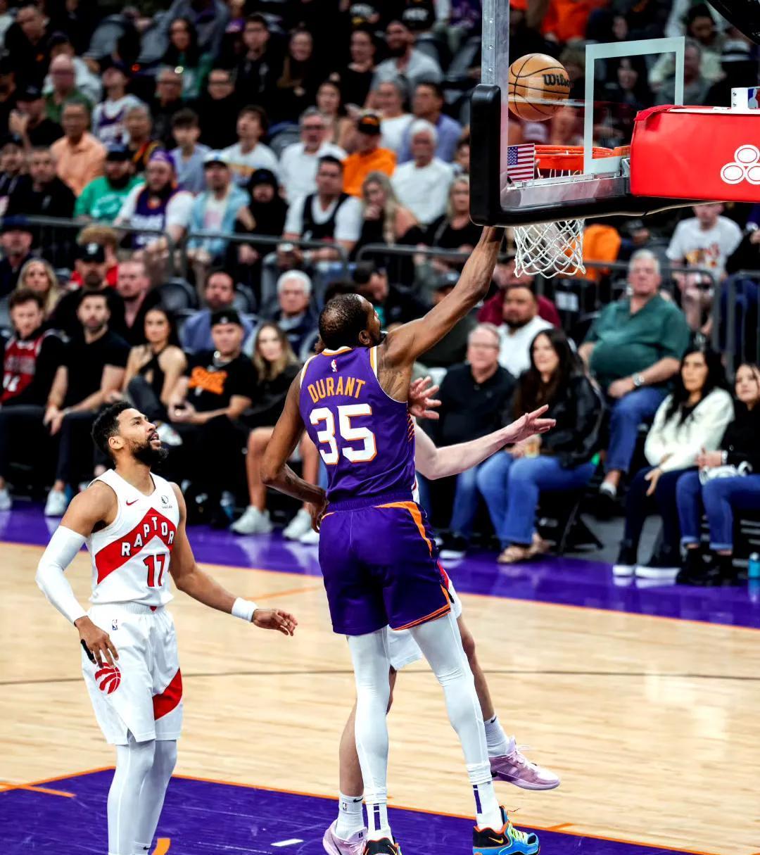 关于猛龙队遭遇失利,季后赛前景不容乐观的信息 关于猛龙队遭遇失利,季后赛前景不容乐观的信息