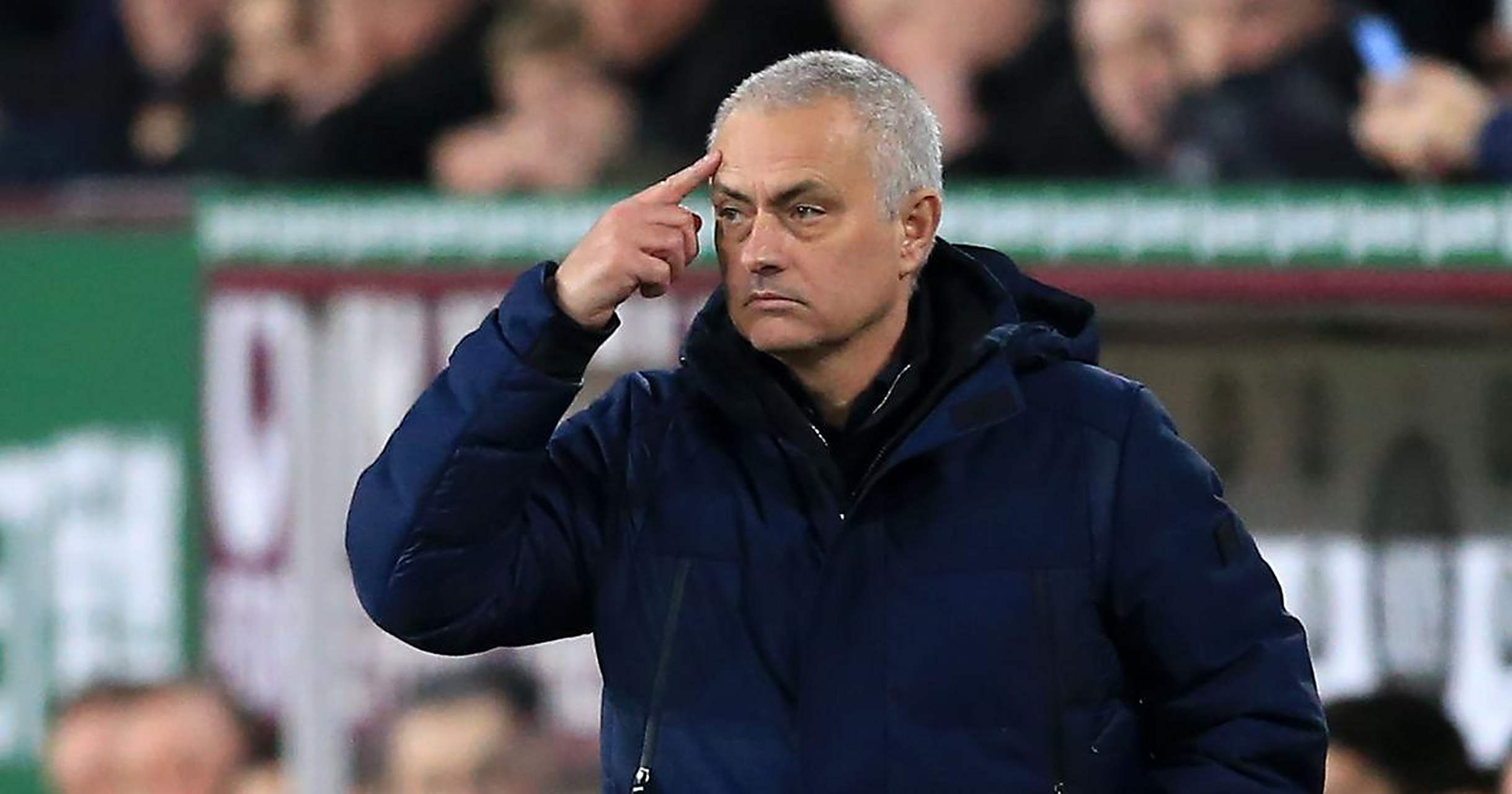 热刺遭逢主场惨败，穆里尼奥面临压力重重