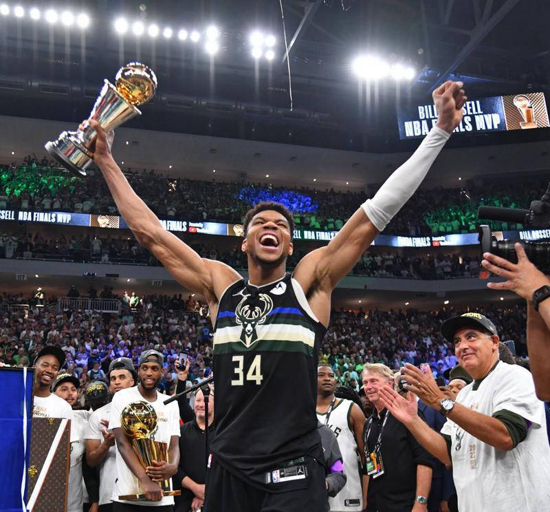 公牛队力克雄鹿，晋级东部决赛