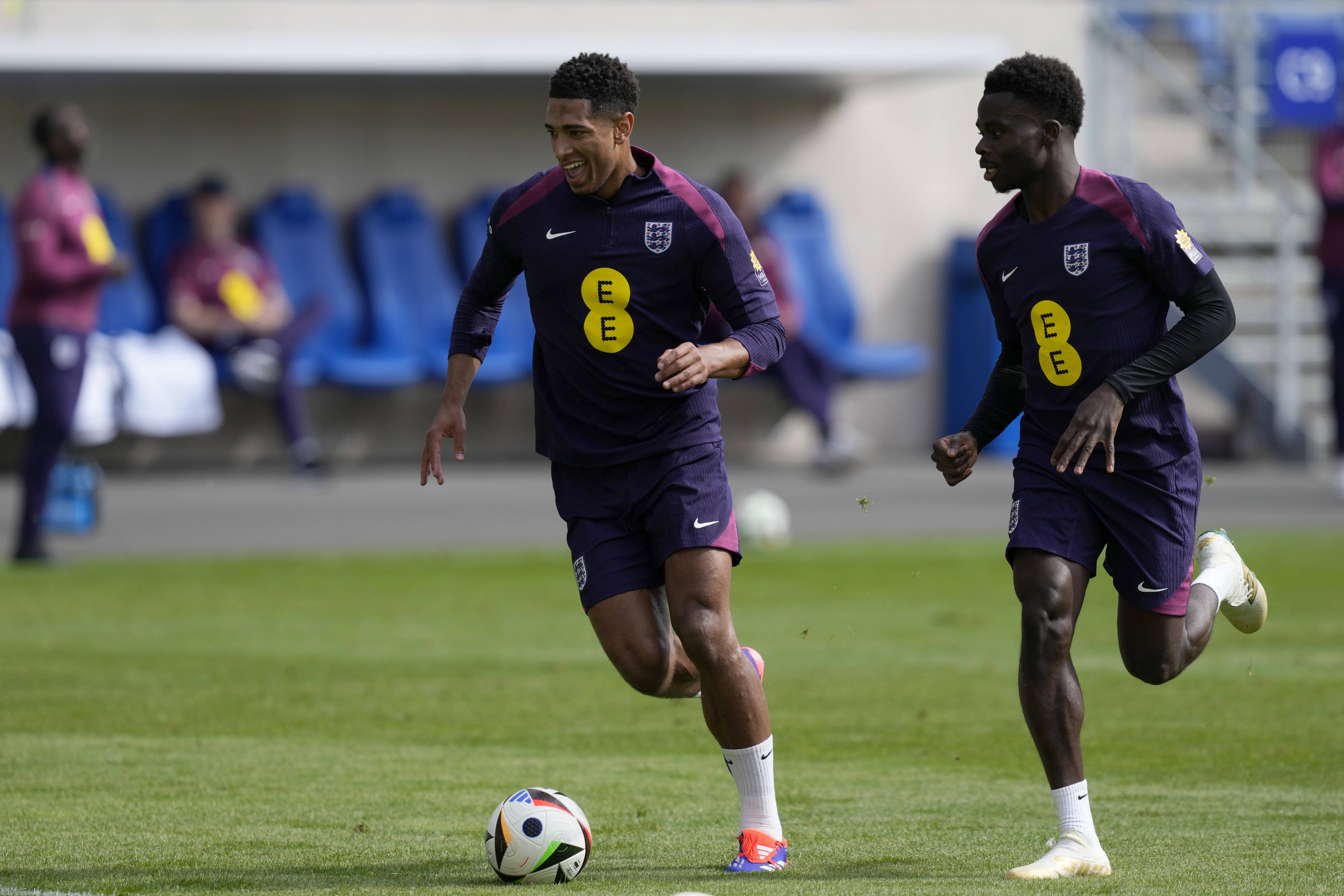 英格兰队在比赛中取得重要胜利