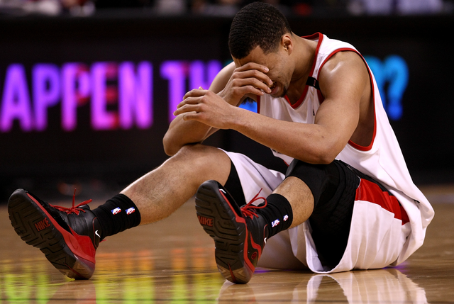 开拓者队再次落败，需要重新振作鼓励自己