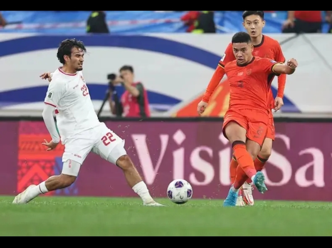 实时战况更新，球迷狂热支持