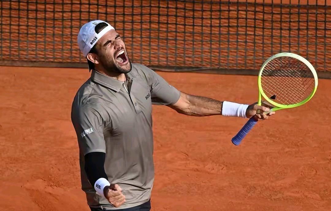 澳网险胜蒙特卡洛大师赛，西西帕斯扛起全队