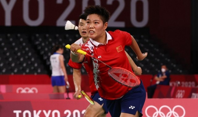 韩国队碾压日本队，黄鸭组合带队取胜的简单介绍