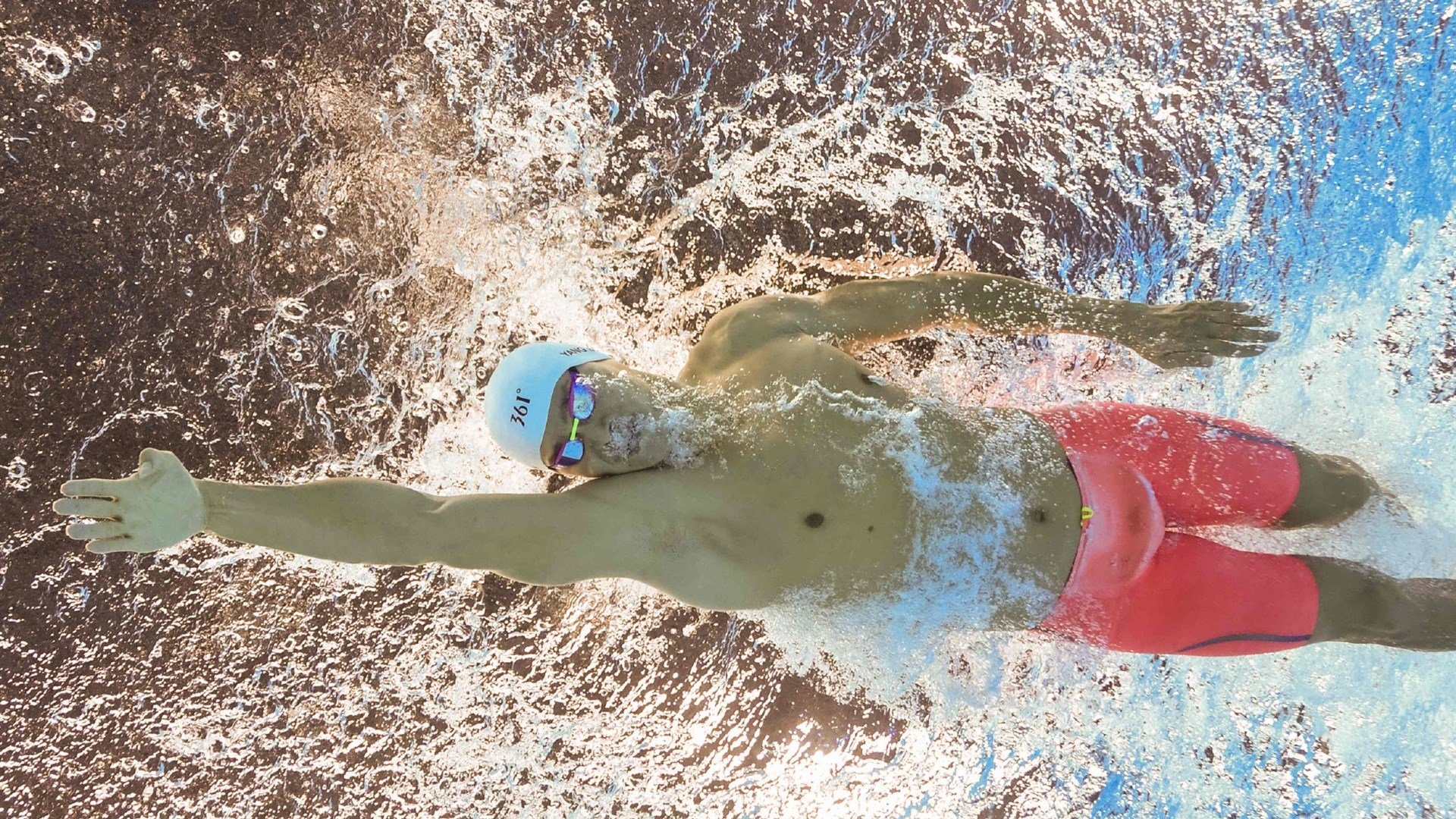 终场哨响前，我们都是内马尔，当压力成为点燃黑夜的火种