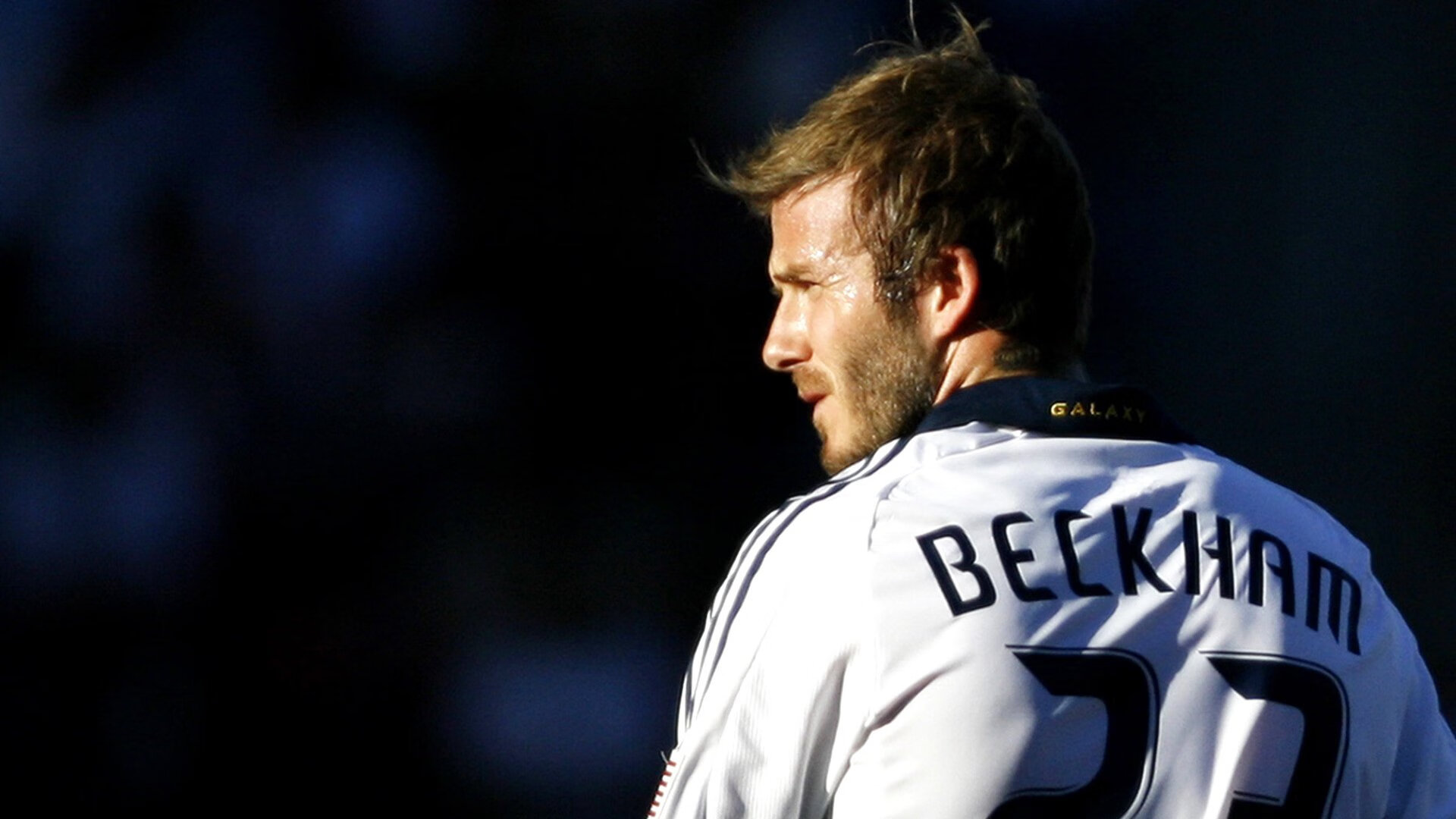 暗夜中的獠牙,布伦森在寂静中咬碎命运